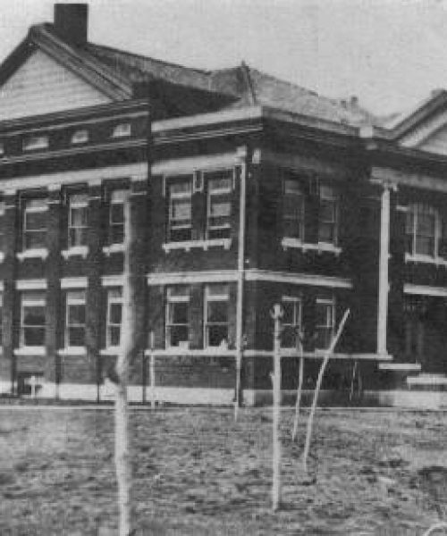 CourhouseEarly