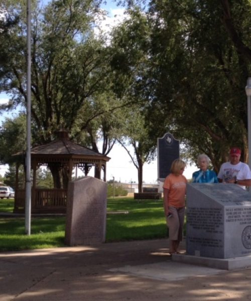 Courthouse 10 commandment monument